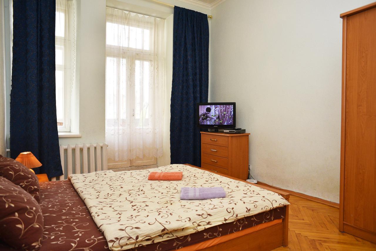 Квартира По Улице Сечевых Стрельцов,14А Kiev Esterno foto